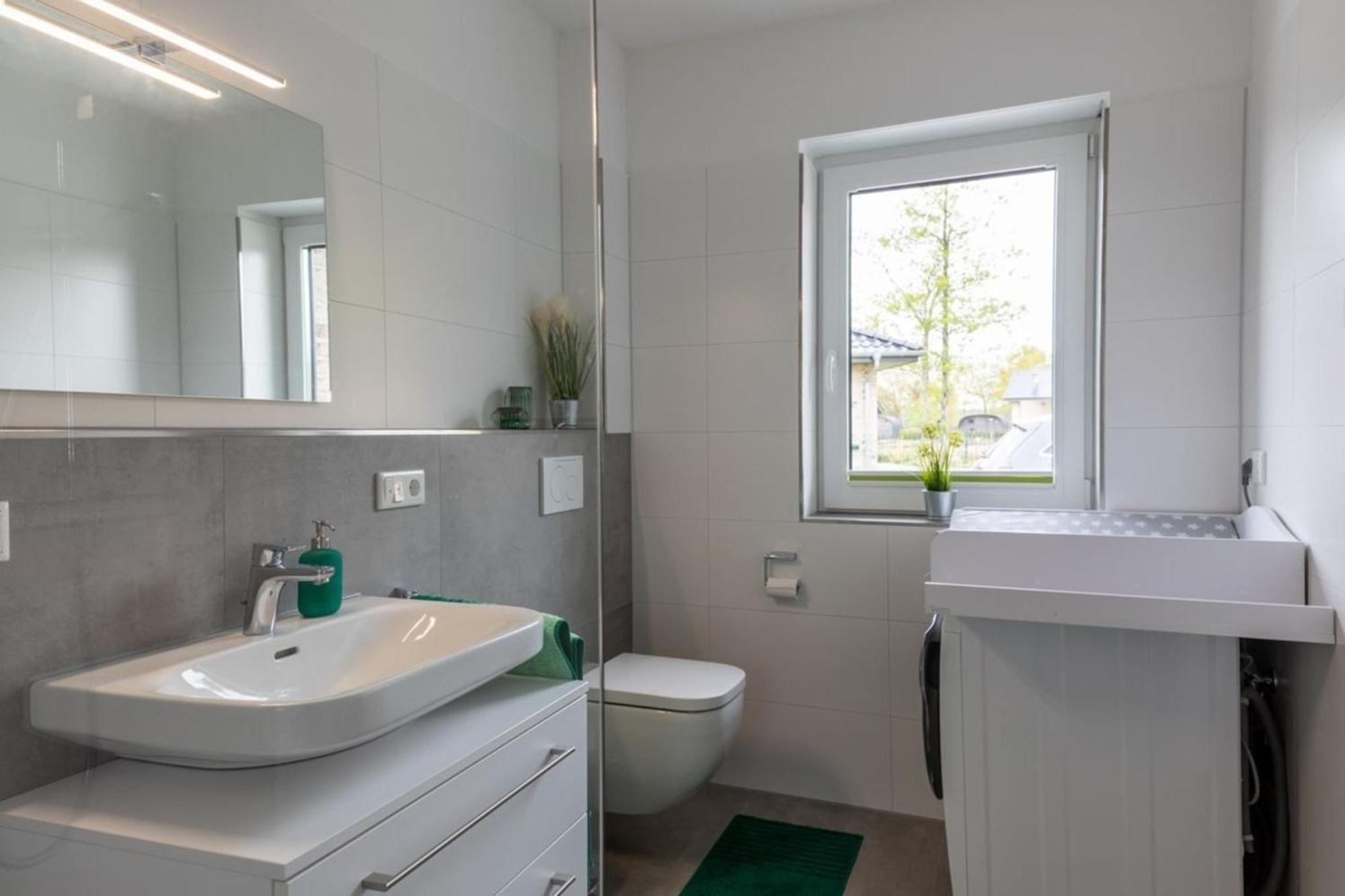 Ferienwohnung Sonnenstrahl Am Harkebruegger See Mit Sauna Barssel  المظهر الخارجي الصورة